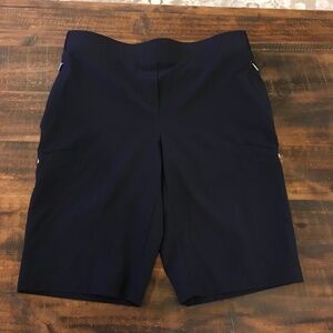Chicos Zenergy sz 1.5 like new Navy